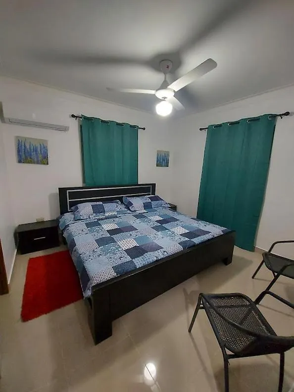 Hospedaje Los Primos Santo Domingo